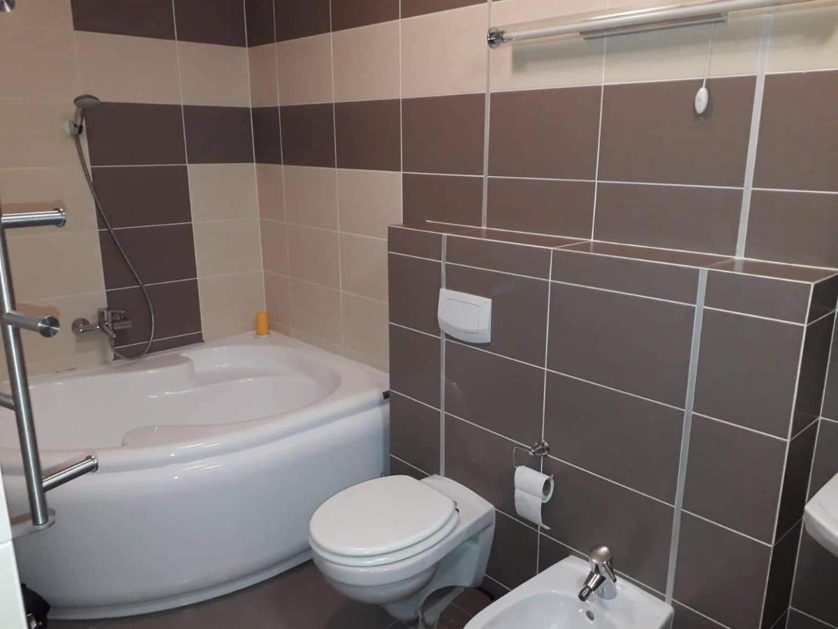 Elijos Apartamentai Sventoji Bagian luar foto